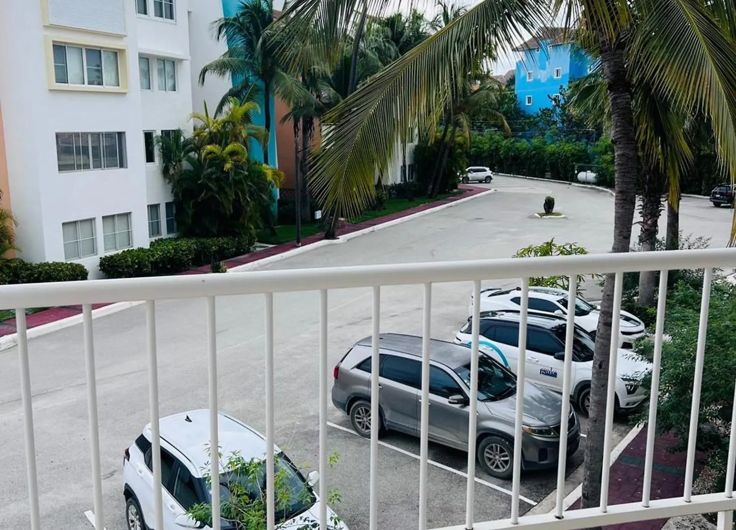 2Bdr Beach Access At Playa Turquesa Los Corales Pc プンタ・カナ アパート